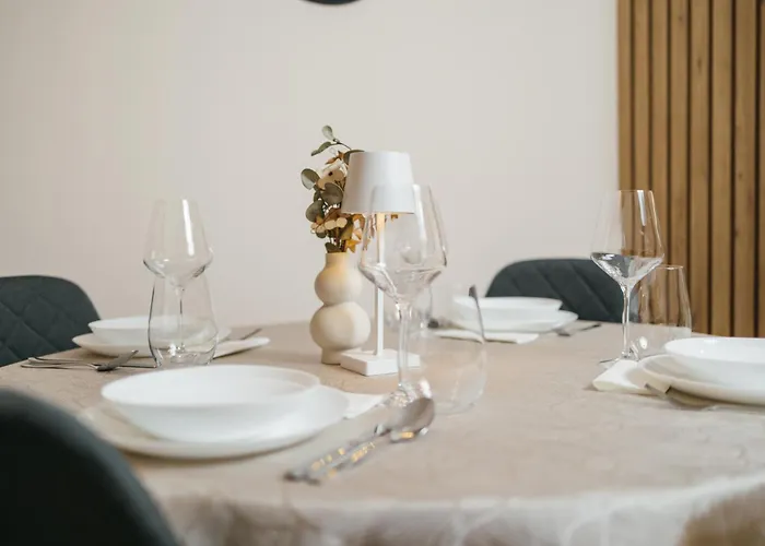 アパート Evijan Elsa Iv,